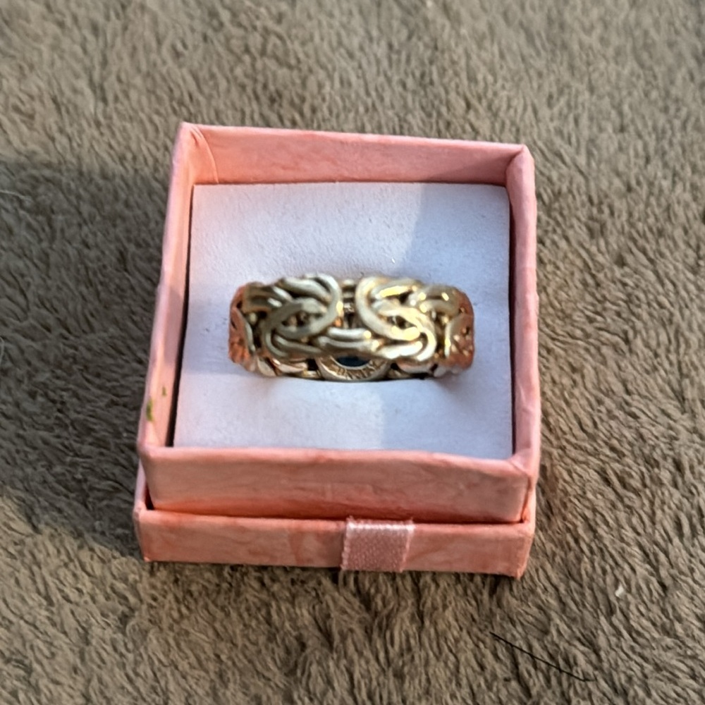 Beautiful Druzy sterling silver ring I bought this in Laguna Beach CA - Picture 3 of 3